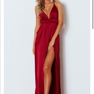 BRAND NEW white fox boutique silk dress